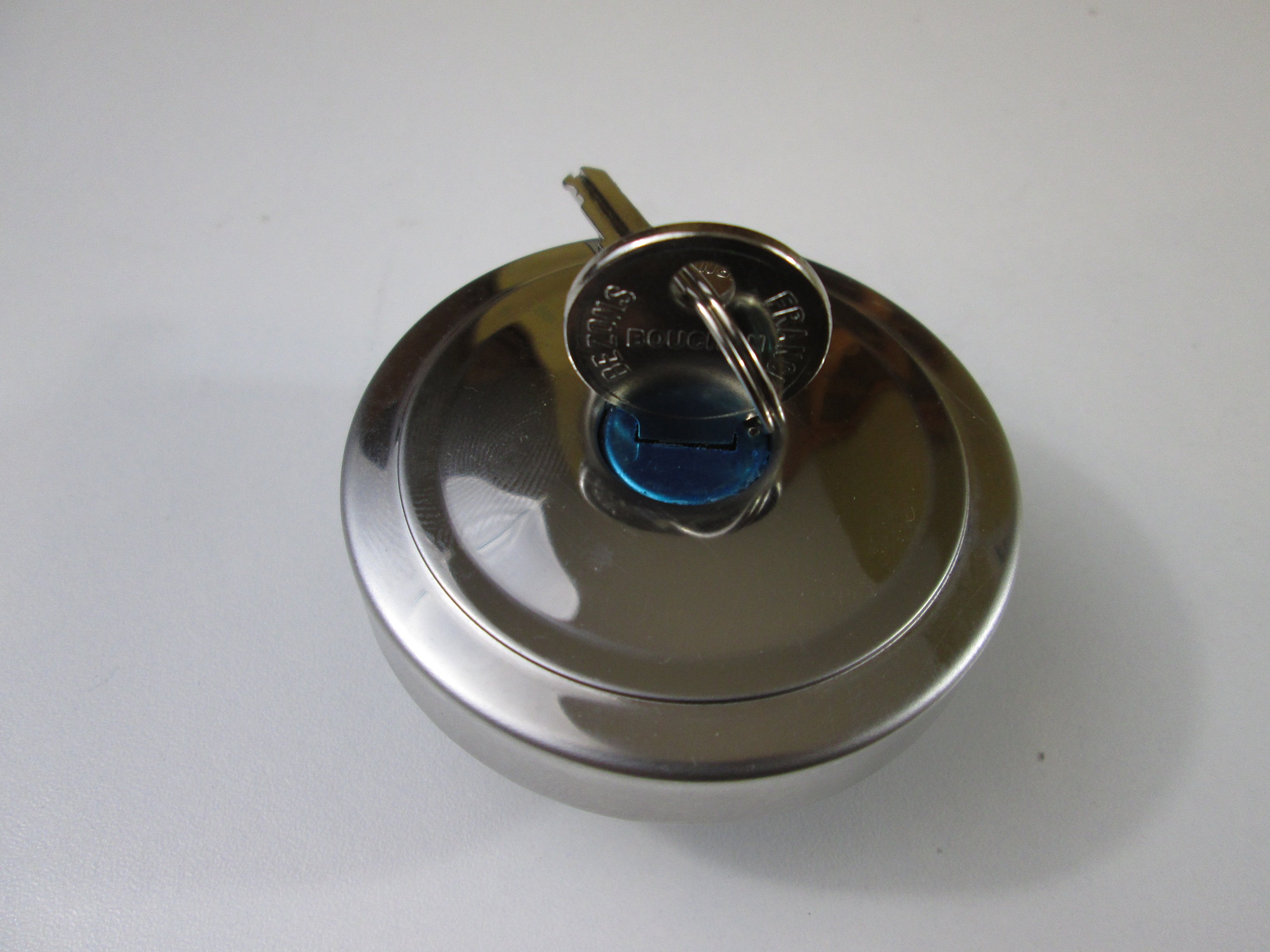 LAMPA 97807 Bouchon Pour Réservoir D'urée