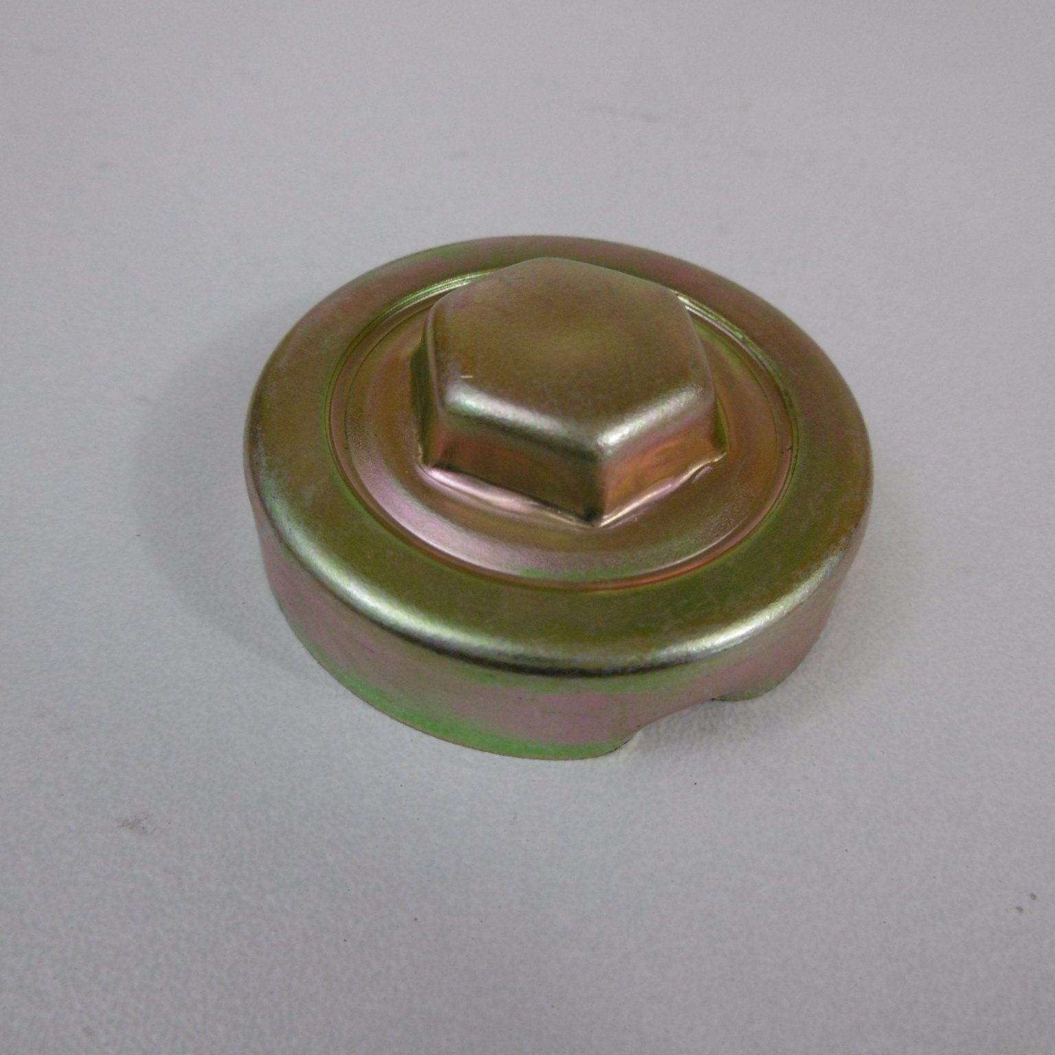 Bouchon De Radiateur Quinton Hazell FC49 - Diamètre 57mm, Pression 0.7 Bar - Compatible Fiat 850 Spider Et Coupé Sport - Pièce De Rechange Qualité Constructeur